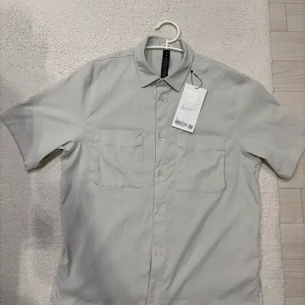 [BUNJANG] Lululemon Men's Short Sleeve Shirt / 룰루레몬 남성 반팔셔츠