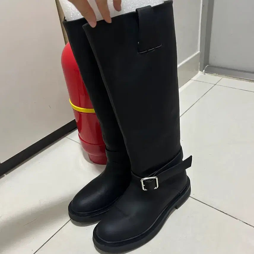 [BUNJANG] ComoRebiMuseum Rain Boots Black / 코모레비뮤지엄 레인부츠 230-235