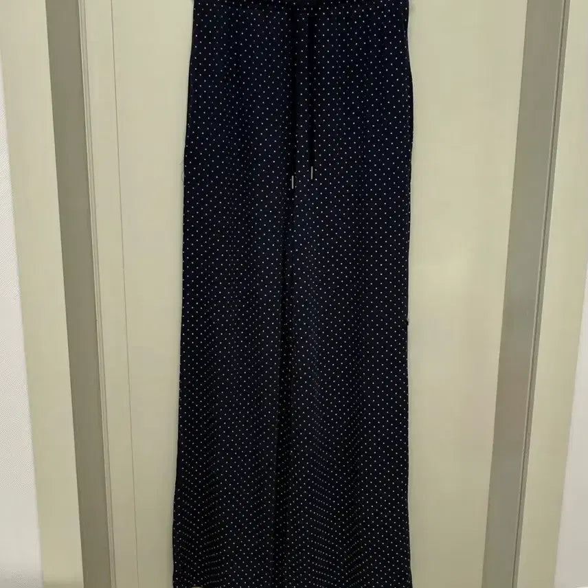 [BUNJANG] Navy Dot Pattern Wide Pants / 새상품) 네이비 도트 패턴 와이드 팬츠