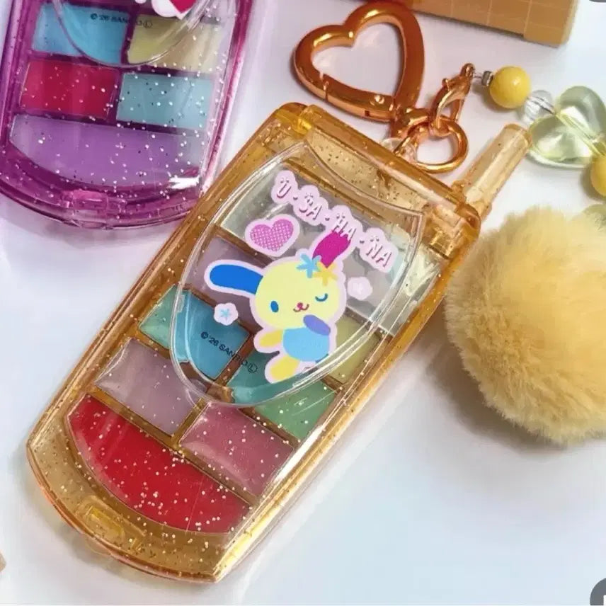 [BUNJANG] Sanrio Secret Folder Phone Lip Balm Palette / 산리오 시크릿 폴더폰 립밤 립팔레트 랜덤 새제품 (확정가능)