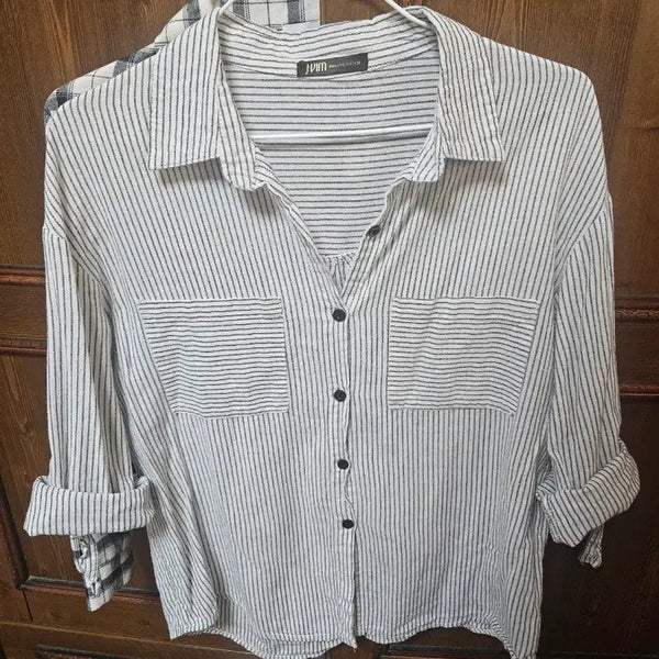 [BUNJANG] Vertical Stripe Shirt / 스트라이프 셔츠