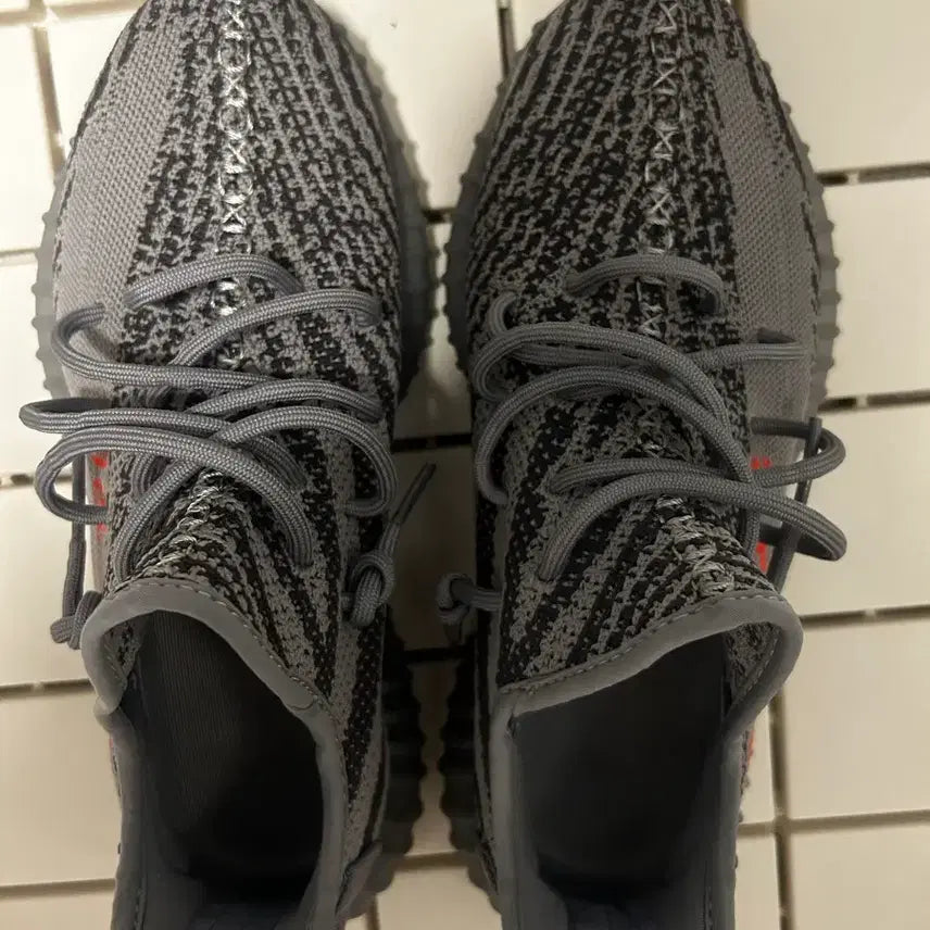 [BUNJANG] Adidas Yeezy Boost 350 V2 Zebra / 아디다스 이지부스트 350 V2