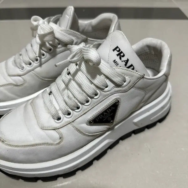 [BUNJANG] Prada Women's Sneakers Size 35 / 프라다 여성 스니커즈 35사이즈