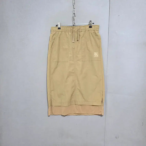 [BUNJANG] United Colors of Benetton Nylon Blend Windbreaker Style Skirt / 베네통 바람막이스타일소재 스커트 n7810