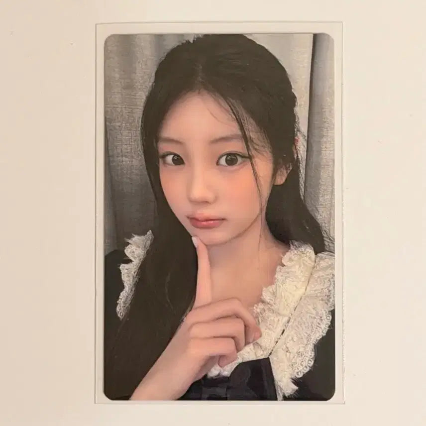 [BUNJANG] ILLIT Wonhee Universal Japan Lucky Draw Photocard / 아일릿 원희 포카 유니버셜 재팬 럭드 잇츠미