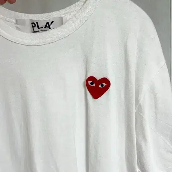 [BUNJANG] Comme des Garçons Red Heart Appliqué Short Sleeve T-Shirt - Size M / [S급] 꼼데가르송 반팔티 M