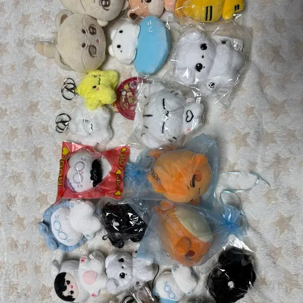[BUNJANG] SEVENTEEN Unofficial Plush Dolls (S.Coups, Jeonghan, Hoshi, Wonwoo, Mingyu, Dino) / 세븐틴 비공 인형 양도 (승철 정한 호시 원우 민규 디노)