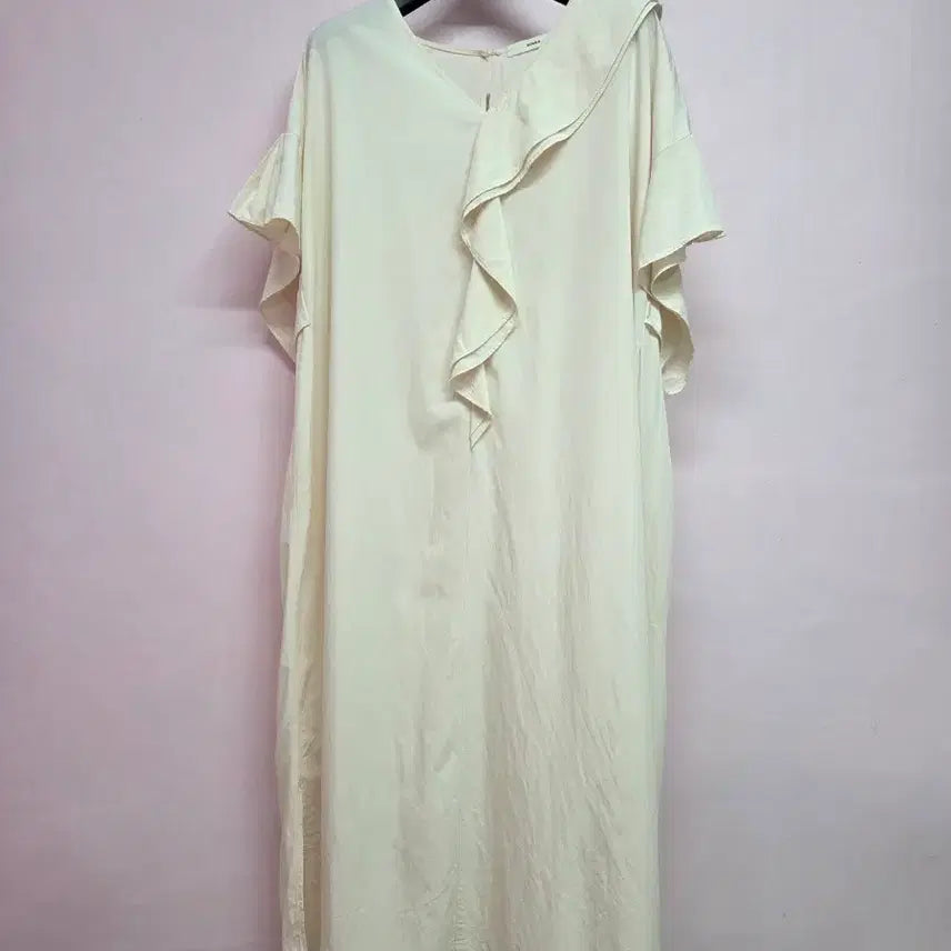 [BUNJANG] Bowen Ruffle Dress / Bowen 보웬 프릴 원피스 프리사이즈