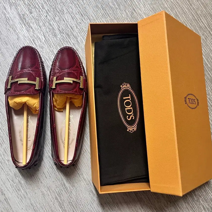 [BUNJANG] Tod's Burgundy Crocodile Pattern Leather Driving Shoes Loafers / 토즈 TODS 드라이빙 슈즈 로퍼 35.5