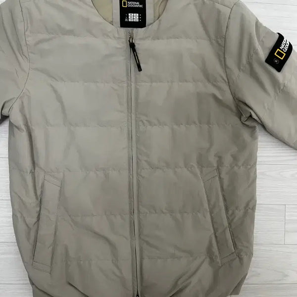 [BUNJANG] National Geographic Lightweight Padded Jacket Khaki L / 내셔널 경량패딩 L 사이즈