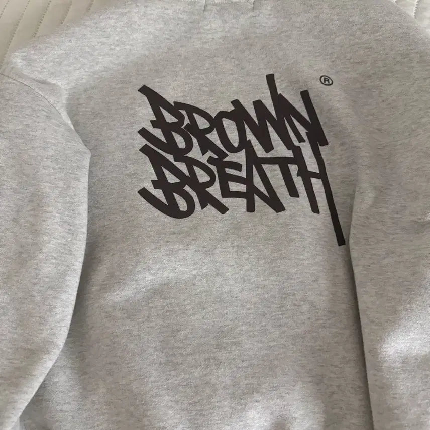 [BUNJANG] Brownbreath Hoodie Oatmeal Junior 150 / 브라운브레스 후드티