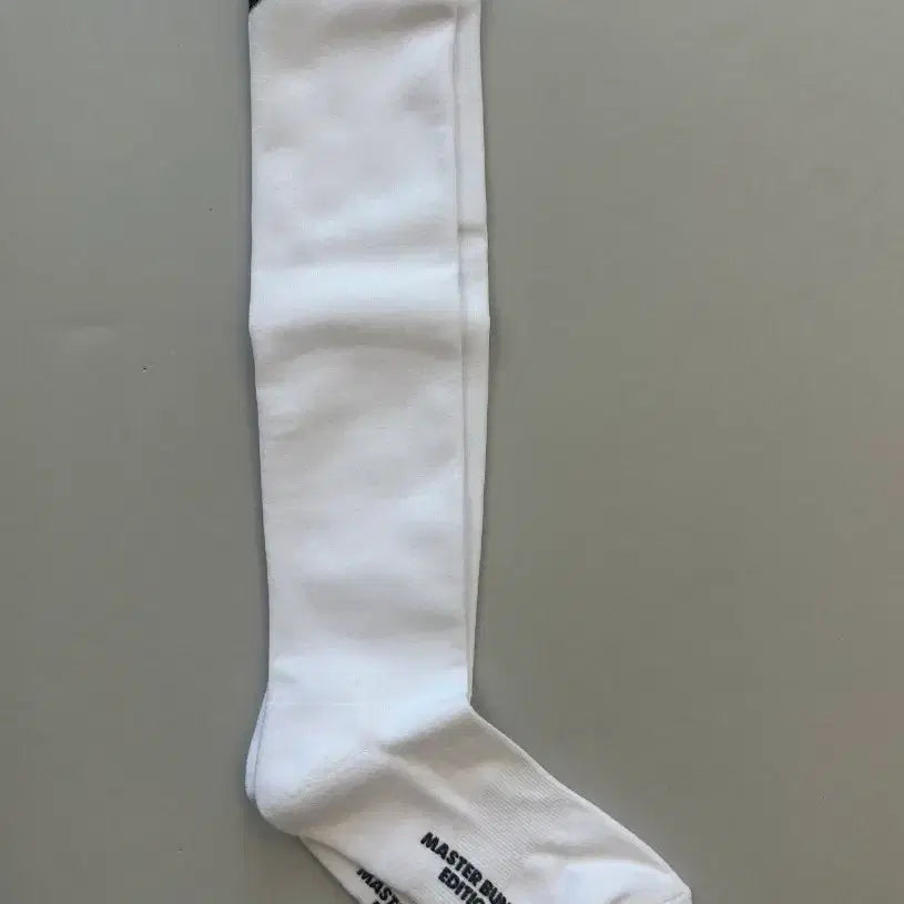 [BUNJANG] Premium Women's Golf Knee-High Socks with Non-Slip Grip / 프리미엄 여성 골프 니삭스 논슬립 골프양말 파리게이츠 마스터바니에디션