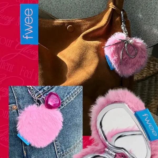 [BUNJANG] FEE Pink Keyring Fur Mirror / 퓌 핑크 키링 퍼 거울