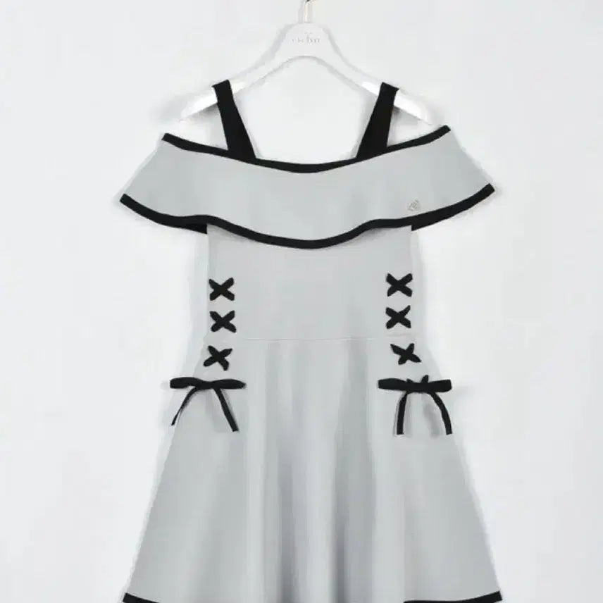 [BUNJANG] Evelyn Ribbon Off-Shoulder Knit OP / evelyn 리본 오프숄더 니트 OP