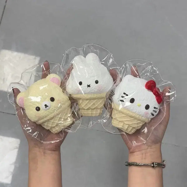 [BUNJANG] Ice Cream Cone Squishy Toy - New / 아이스크림콘 말랑이 워터감 새상품