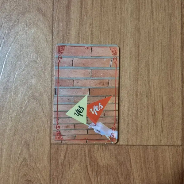 [BUNJANG] Twice Yes or Yes Dahyun Photocard / 트와이스 예올예(yes or yes) 다현 손 포토카드 (포카)