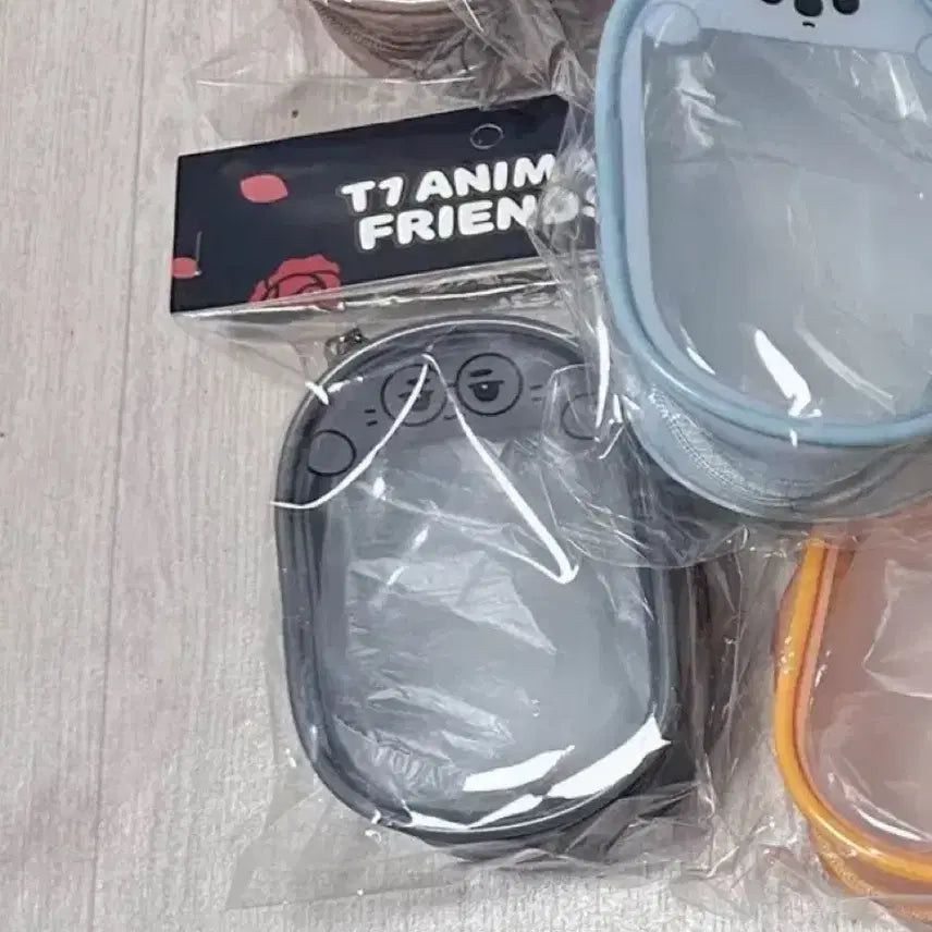 [BUNJANG] T1 Faker Animal Friends Pouch Keyring / T1 티원 페이커 애니멀프렌즈 파우치 키링