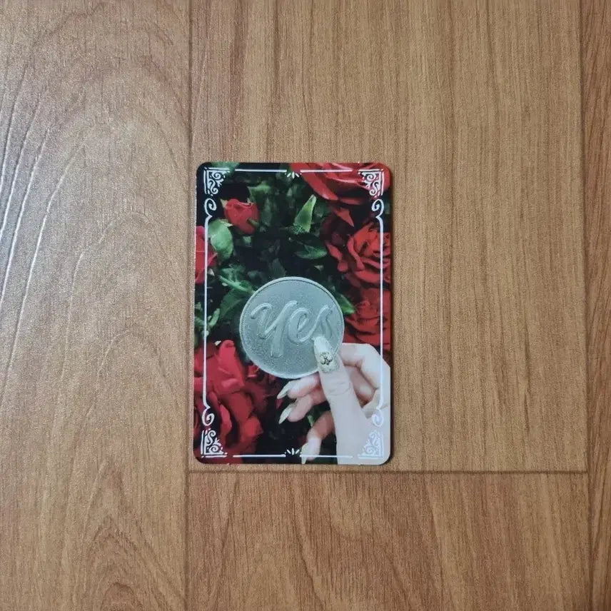[BUNJANG] TWICE YES or YES Chaeyoung Hand Photocard / 트와이스 예올예(yes or yes) 채영 손 포토카드 (포카)