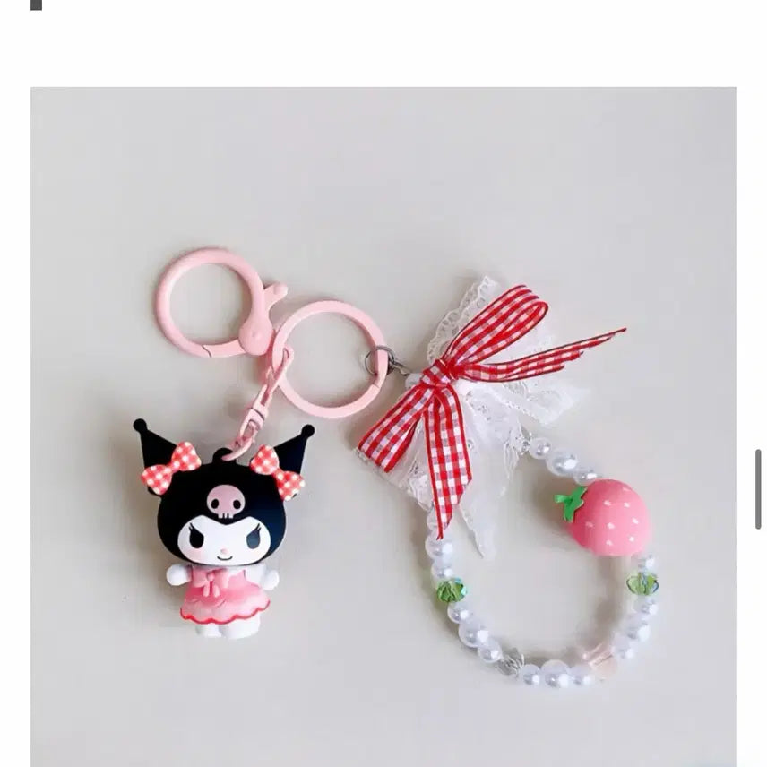[BUNJANG] Kuromi Strawberry Bead Charm / 쿠로미 딸기 비즈 키링