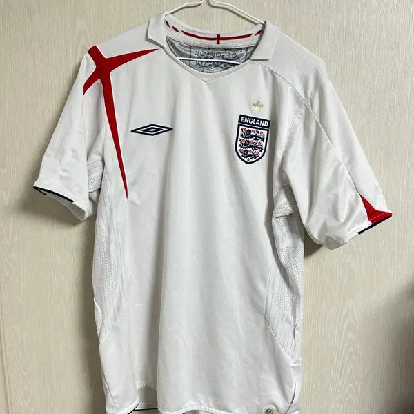 [BUNJANG] Umbro England National Football Team Jersey (Size M) / 엄브로 잉글랜드 축구 유니폼 M사이즈 팜