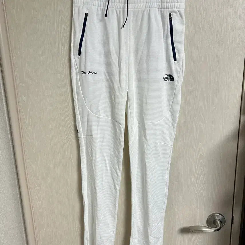 [BUNJANG] The North Face Team Korea Training Pants White Men's M / 노스페이스 팀코리아 트레이닝 팬츠 화이트 남성M사이즈 팜