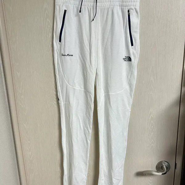 [BUNJANG] The North Face Team Korea Training Pants White Men's M / 노스페이스 팀코리아 트레이닝 팬츠 화이트 남성M사이즈 팜