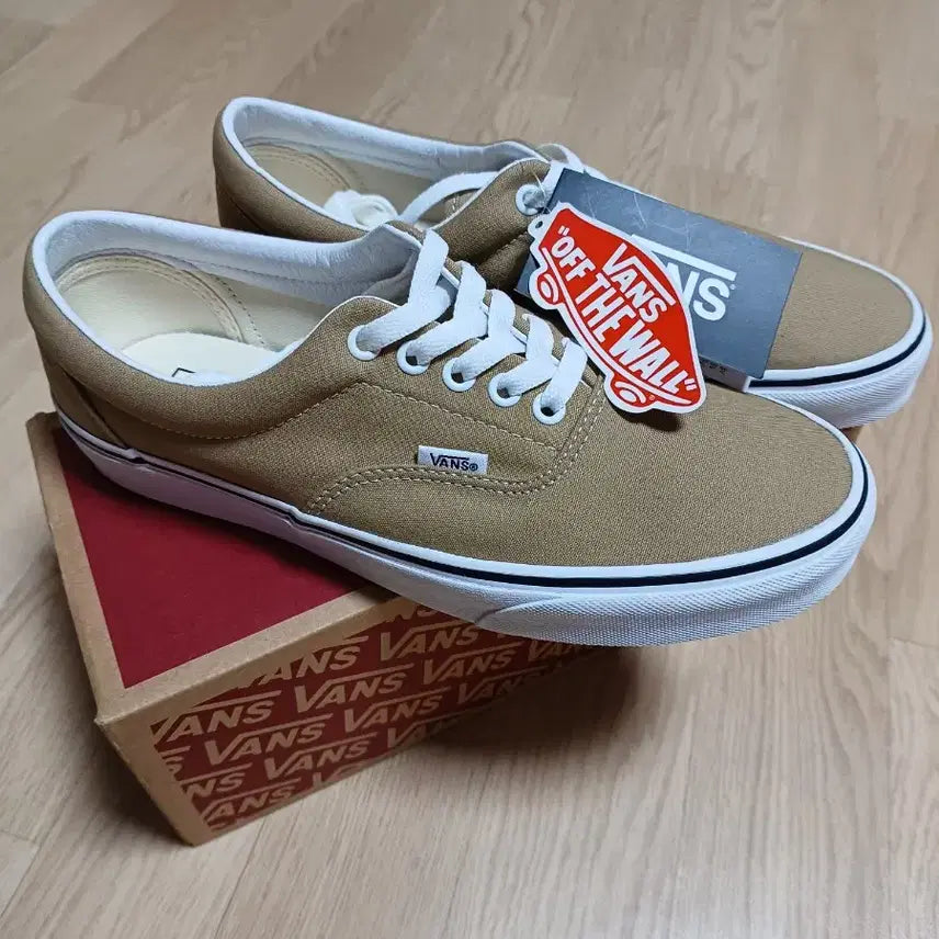 [BUNJANG] Vans Era Beige Sneakers (270mm) - Deadstock / 270 반스 에라 미사용 데드스탁 베이지 Vans era 스니커즈 어센틱