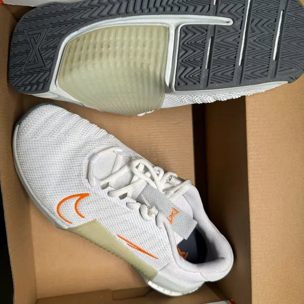 [BUNJANG] Nike Metcon White Athletic Shoes (250mm) / 나이키 메트콘 화이트 250