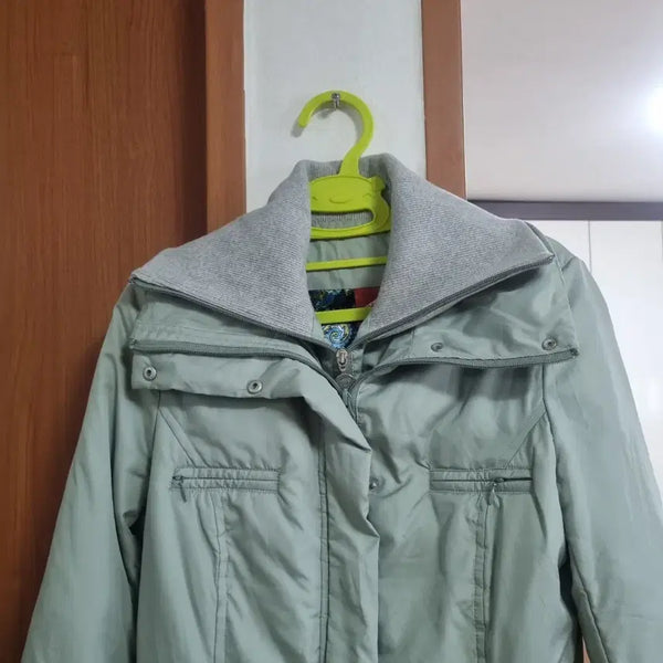 [BUNJANG] Oilily Lightweight Padded Jacket / 오일릴리경량패딩