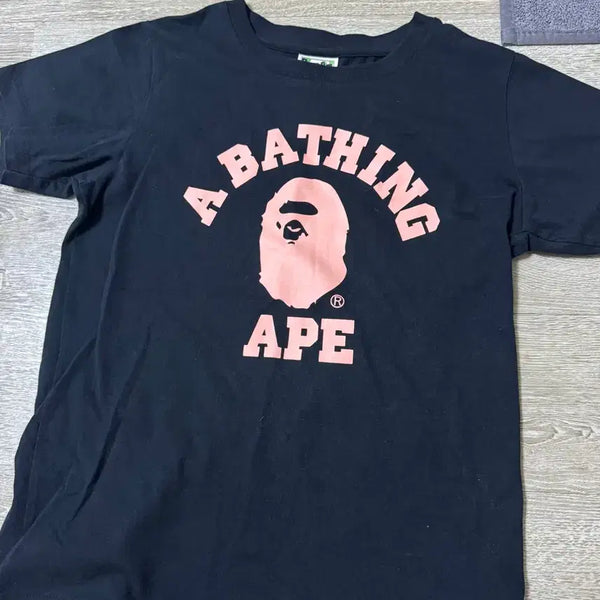 [BUNJANG] BAPE Short Sleeve T-Shirt Pink Strawberry Milk / 베이프 반팔티