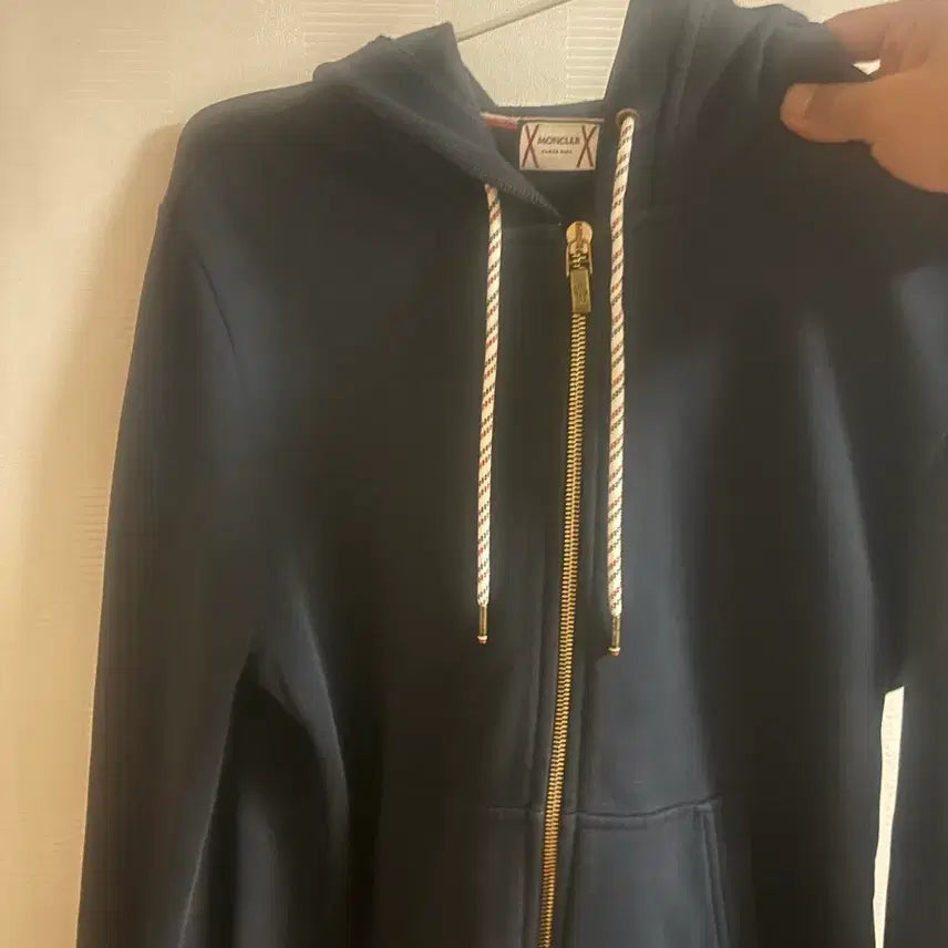 [BUNJANG] Moncler Gamme Bleu Zip-Up Hoodie / 몽클레어 감마블루 후드집업