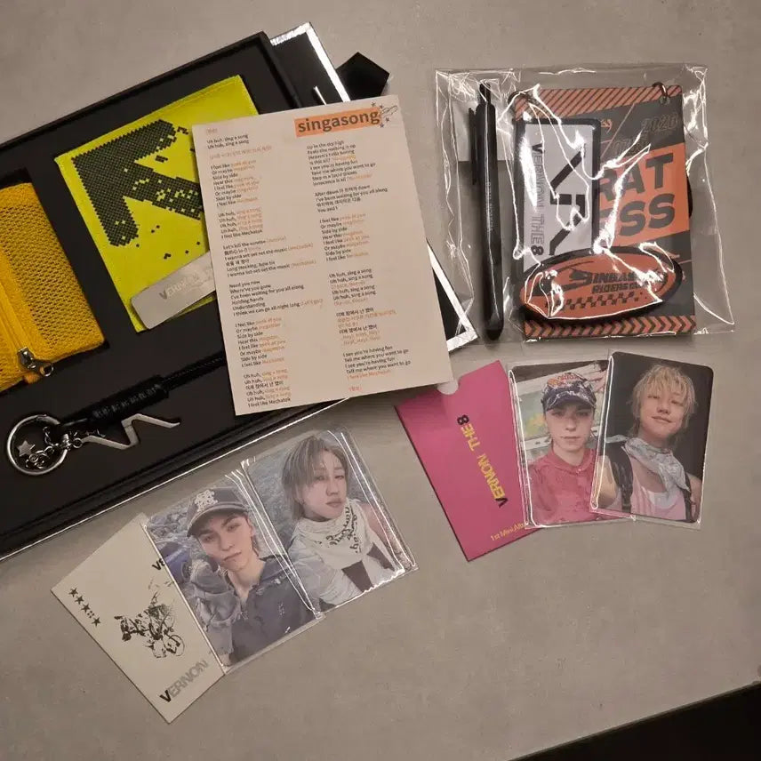 [BUNJANG] Seventeen V8 Fan Party In-Person Event Kit Vernon The8 Photocard Set / V8 팬파티 사녹 공방 키트 버논 디에잇 포카 역조공 세트