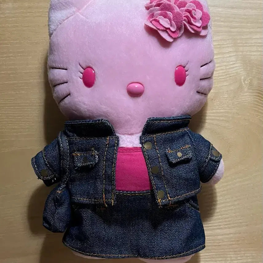 [BUNJANG] McDonald's Hello Kitty McToy / 맥도날드 데님 키티 해피밀 맥토이