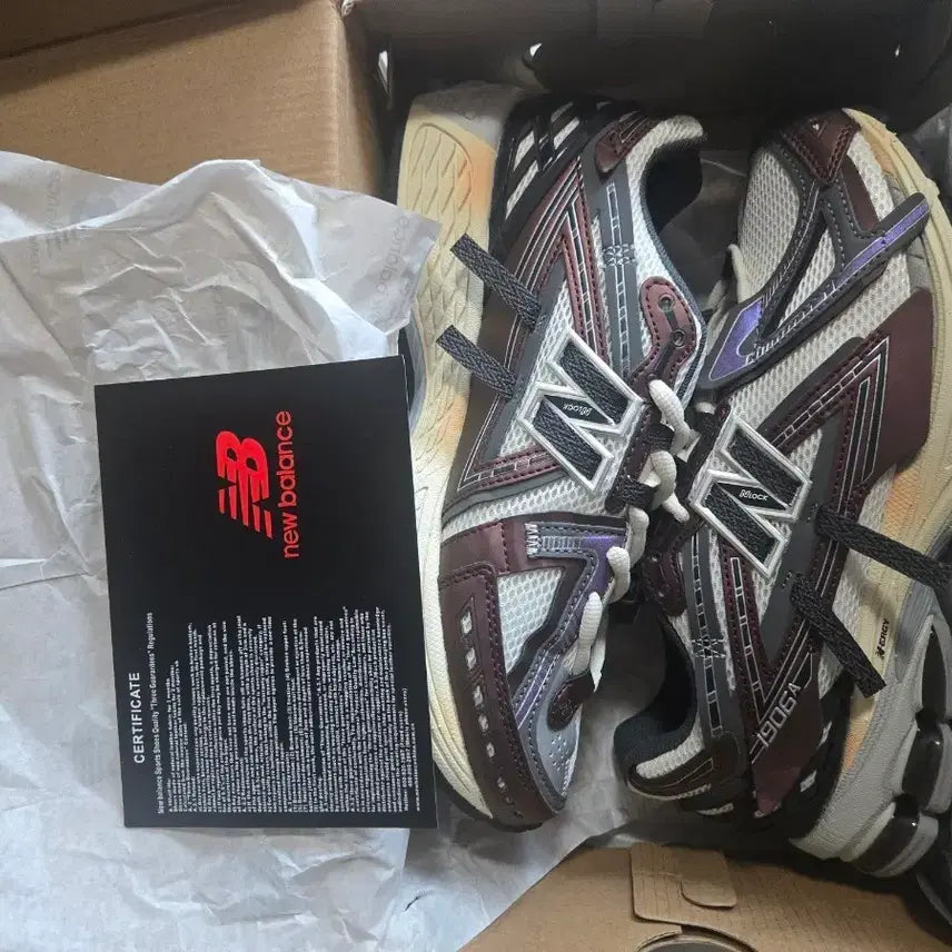 [BUNJANG] New Balance 1906A Burgundy/White Sneakers / 뉴발란스 1906A 운동화 버건디/화이트 사이즈 245  새상품