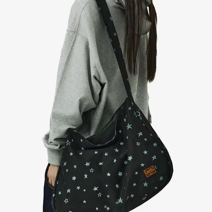 [BUNJANG] TheOpen Product Star Printing Reversible Bag Black & Charcoal Crossbody Bag / 밈더위드로브 스타 프린팅 리버시블 백 블랙 & 차콜 가방 크로스백