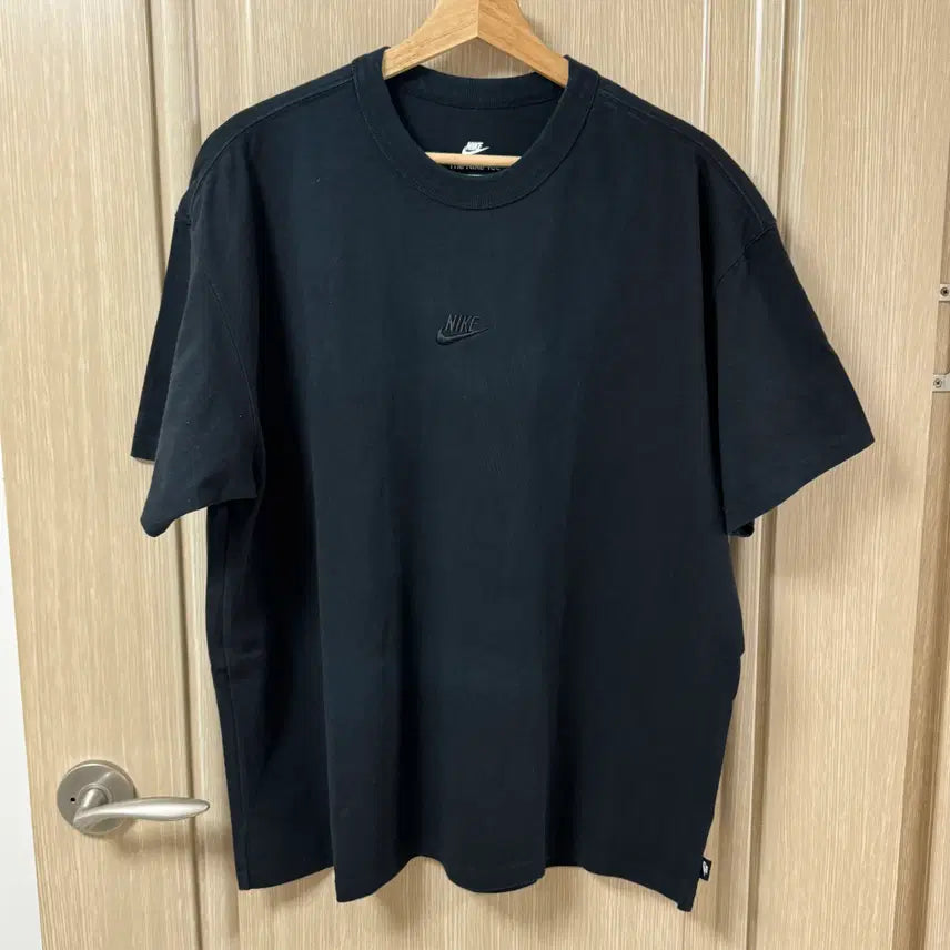 [BUNJANG] Nike Sportswear Premium Essential T-Shirt Black XL / 나이키 스포츠웨어 프리미엄 에센셜 반팔 티셔츠 블랙 XL 새상태 팝니다