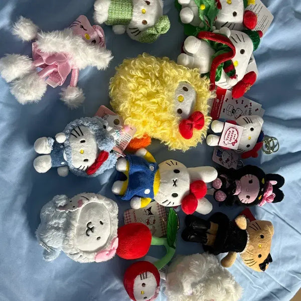 [BUNJANG] Hello Kitty Plush Keychain / 헬로키티 인형 키링