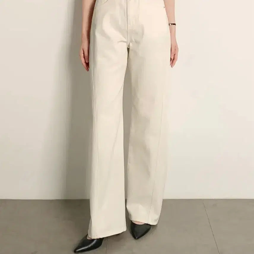 [BUNJANG] SAEK RIEU Curved Straight Denim Pants (Mid Length/M) / 사색 리에주 커브드 스트레이트 데님 팬츠 (중간기장/M)