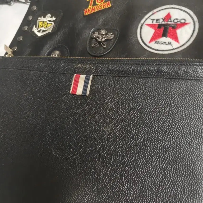 [BUNJANG] Black Leather Clutch Bag with Patch / 클러치