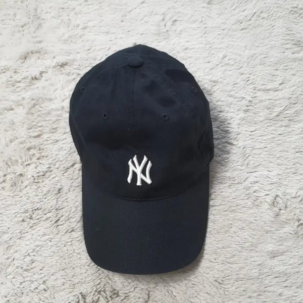 [BUNJANG] New York Yankees Navy Baseball Cap / 뉴욕 양키스 볼캡 네이비