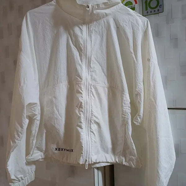 [BUNJANG] Xexymix Windbreaker White Size S / 젝시믹스 바람막이 S