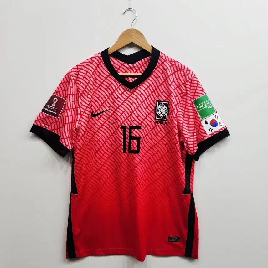 [BUNJANG] Nike Qatar World Cup Authentic Son Heung-min Jersey XL / 나이키 축구 유니폼 카타르 월드컵 어센틱 16번 황의조 xl 다섯번착용