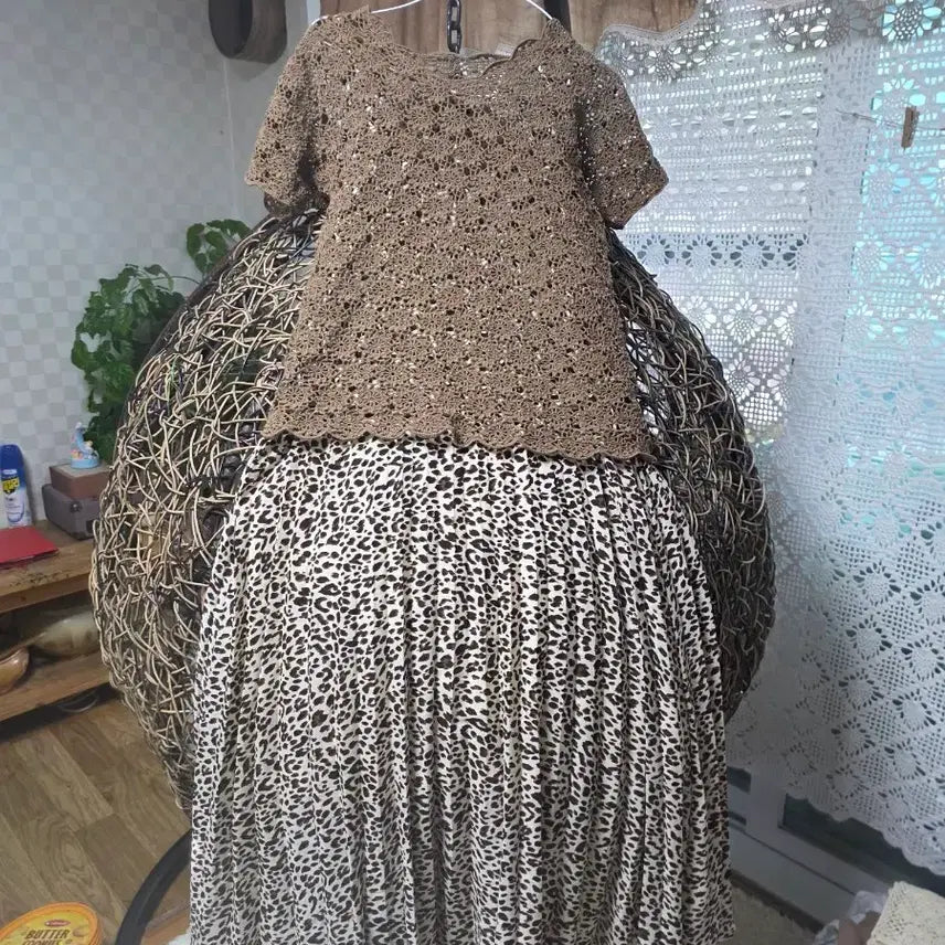 [BUNJANG] Leopard Print Long Dress with Knit Top Set / 뜨개상의 2점 원피스 레오파드 무늬