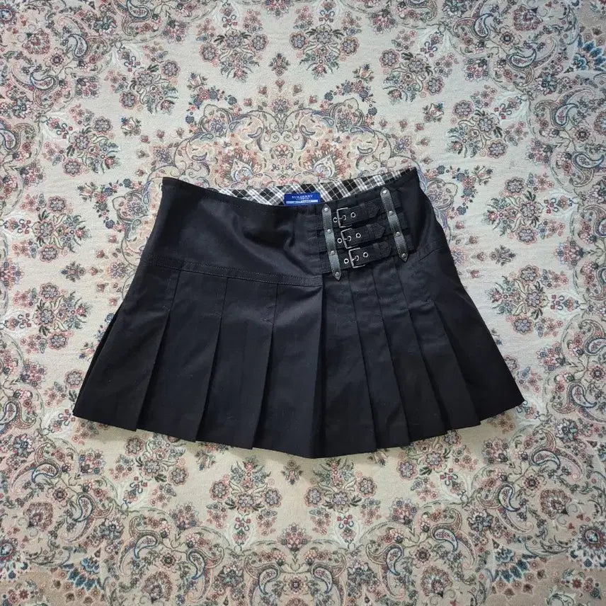 [BUNJANG] Burberry Blue Label Pleated Buckle Skirt / 바버리 블루라벨 플리츠 버클 스커트