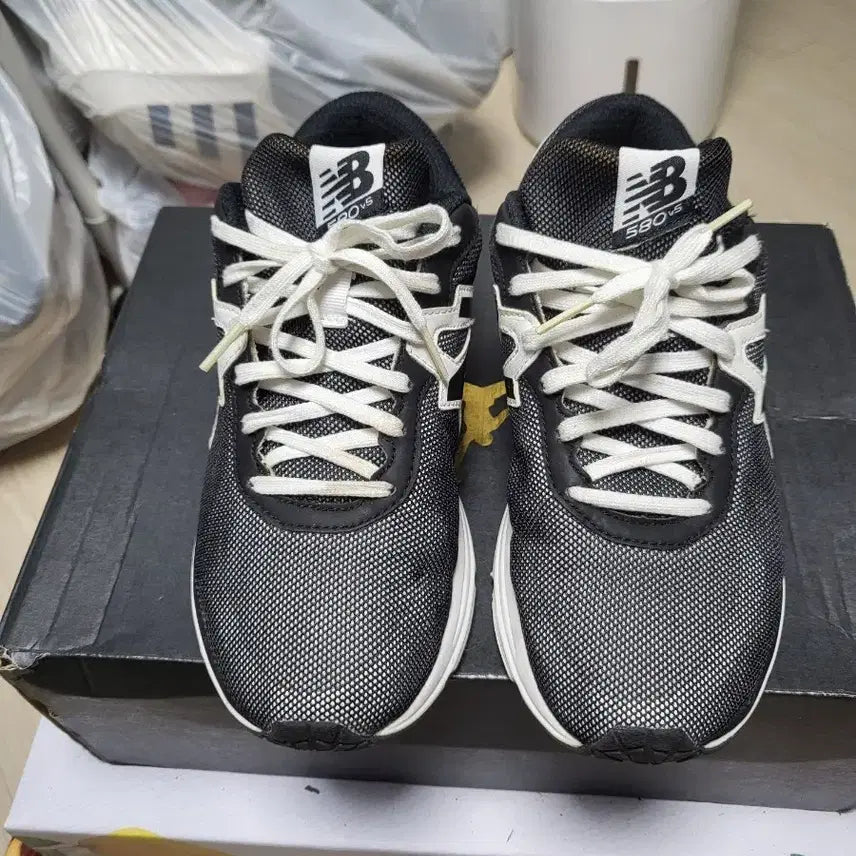 [BUNJANG] New Balance 580 Sneakers (245mm) - Black / 뉴발란스 580 운동화 245mm 블랙 상태매우좋음