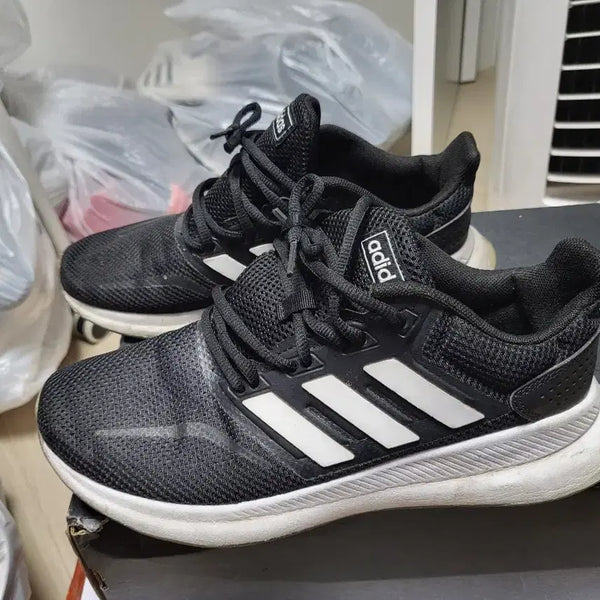 [BUNJANG] Adidas Running Shoes Black 235mm / 아디다스 런닝화 블랙 235mm 상태매우좋음