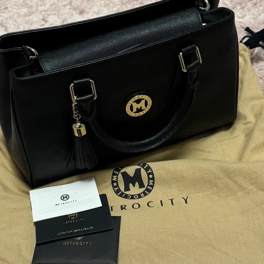 [BUNJANG] M Haus Black Leather Tote Bag / 메트로시티 토트백 블랙