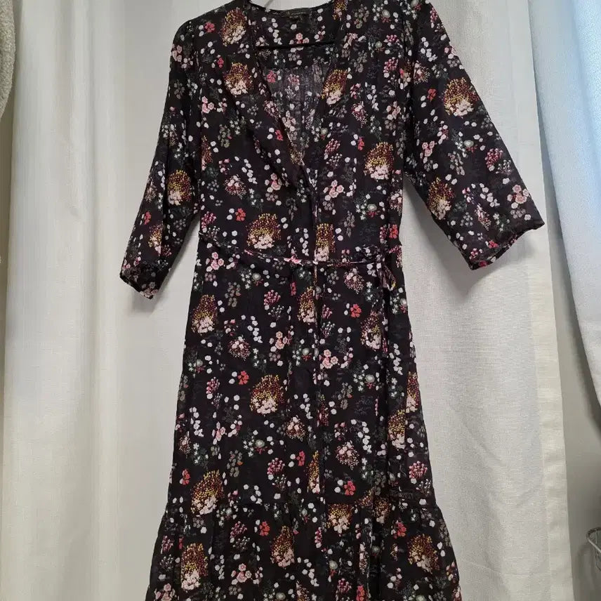 [BUNJANG] Thursday Island Gown Style Dress / 써스데이아일랜드  원피스
