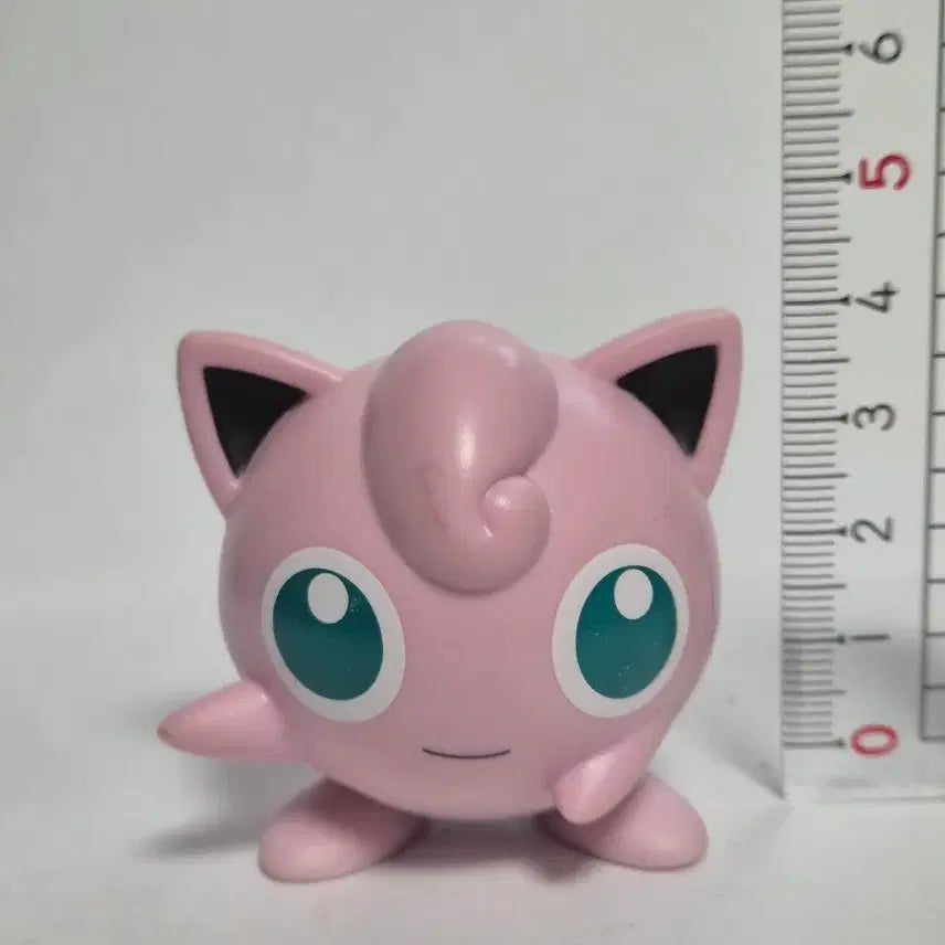 [BUNJANG] Pokemon Jigglypuff Figure (Baskin Robbins Collaboration) / 포켓몬스터 피규어 푸린(베스킨라빈스 콜라보)
