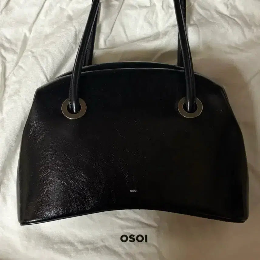 [BUNJANG] Osoi Circle Brot Washed Black Leather Bag / 오소이 CIRCLE BROT WASHED BLACK